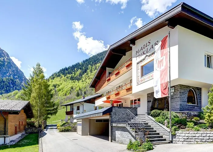 Hotel Haus Tuklar Brand 